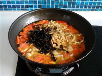 西红柿海米蘑菇汤怎么做，西红柿海米蘑菇汤怎么做好吃，西红柿海米蘑菇汤做法