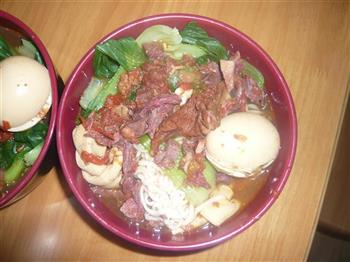 家庭版牛肉面怎么做，家庭版牛肉面怎么做好吃，家庭版牛肉面做法