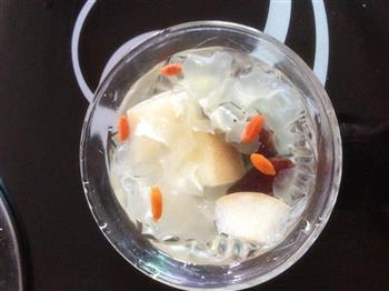 雪梨红枣枸杞汁怎么做，雪梨红枣枸杞汁怎么做好吃，雪梨红枣枸杞汁做法