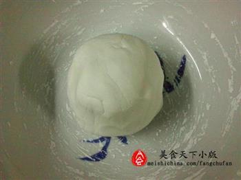 首乌黑芝麻汤圆怎么做，首乌黑芝麻汤圆怎么做好吃，首乌黑芝麻汤圆做法