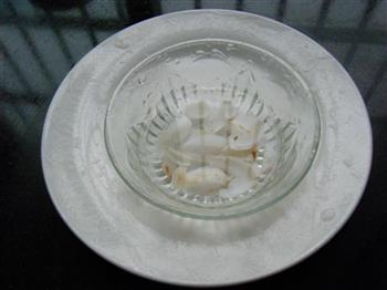 黑豆薏米百合汤怎么做，黑豆薏米百合汤怎么做好吃，黑豆薏米百合汤做法
