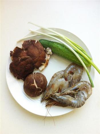 鲜虾汤面怎么做，鲜虾汤面怎么做好吃，鲜虾汤面做法