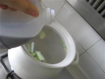 白菜粉丝羊肉汤怎么做，白菜粉丝羊肉汤怎么做好吃，白菜粉丝羊肉汤做法