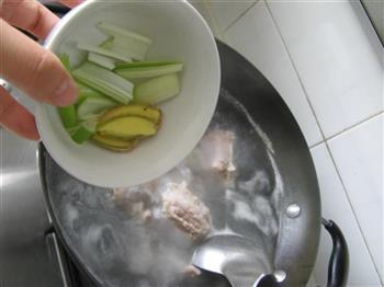 白菜粉丝羊肉汤怎么做，白菜粉丝羊肉汤怎么做好吃，白菜粉丝羊肉汤做法
