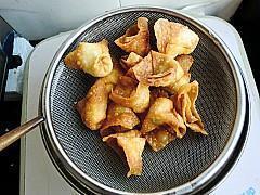 炸鲜肉馄饨怎么做,炸鲜肉馄饨怎么做好吃,炸鲜肉馄饨做法 炸鲜肉馄饨怎么做,炸鲜肉馄饨怎么做好吃,炸鲜肉馄饨做法