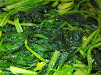 菠菜鸡丸面片汤怎么做，菠菜鸡丸面片汤怎么做好吃，菠菜鸡丸面片汤做法