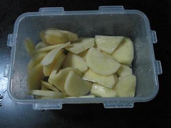 西红柿土豆小排汤怎么做，西红柿土豆小排汤怎么做好吃，西红柿土豆小排汤做法
