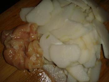 佛手瓜鸡肉片汤怎么做，佛手瓜鸡肉片汤怎么做好吃，佛手瓜鸡肉片汤做法
