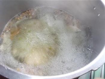 黄绿豆煲鱼骨汤怎么做，黄绿豆煲鱼骨汤怎么做好吃，黄绿豆煲鱼骨汤做法