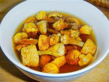 骨肉相连松茸汤怎么做,骨肉相连松茸汤怎么做好吃,骨肉相连松茸汤做法 骨肉相连松茸汤怎么做,骨肉相连松茸汤怎么做好吃,骨肉相连松茸汤做法