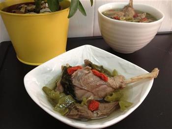 酸菜老鸭汤怎么做,酸菜老鸭汤怎么做好吃,酸菜老鸭汤做法 酸菜老鸭汤怎么做,酸菜老鸭汤怎么做好吃,酸菜老鸭汤做法