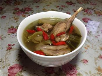 酸菜老鸭汤怎么做,酸菜老鸭汤怎么做好吃,酸菜老鸭汤做法 酸菜老鸭汤怎么做,酸菜老鸭汤怎么做好吃,酸菜老鸭汤做法