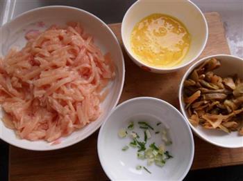 鸡丝榨菜汤怎么做，鸡丝榨菜汤怎么做好吃，鸡丝榨菜汤做法
