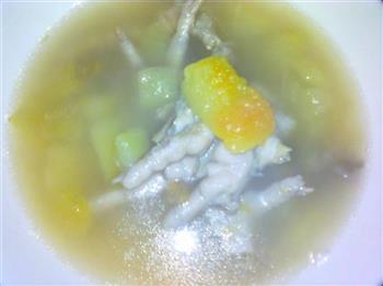 凤爪花生木瓜汤怎么做，凤爪花生木瓜汤怎么做好吃，凤爪花生木瓜汤做法