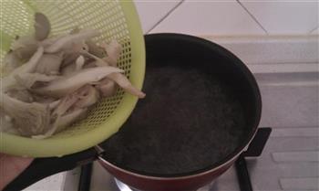 猪肝汤怎么做，猪肝汤怎么做好吃，猪肝汤做法