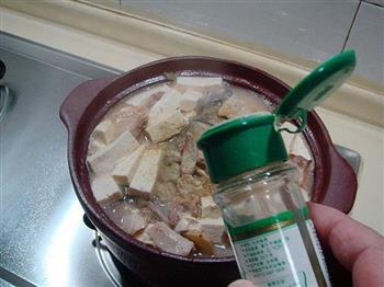 酸汤鱼头怎么做,酸汤鱼头怎么做好吃,酸汤鱼头做法 酸汤鱼头怎么做,酸汤鱼头怎么做好吃,酸汤鱼头做法
