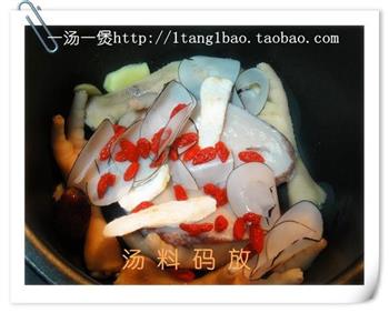 海底椰响螺鸡爪汤怎么做，海底椰响螺鸡爪汤怎么做好吃，海底椰响螺鸡爪汤做法