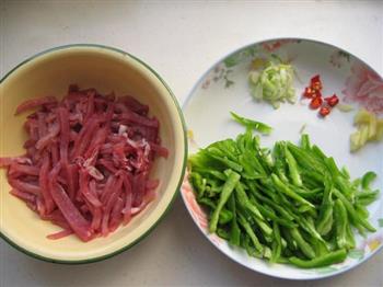 孜然炒肉夹馍怎么做，孜然炒肉夹馍怎么做好吃，孜然炒肉夹馍做法