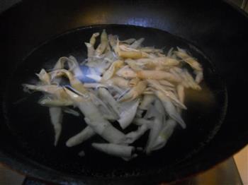 牛肉扁尖桃仁汤怎么做，牛肉扁尖桃仁汤怎么做好吃，牛肉扁尖桃仁汤做法