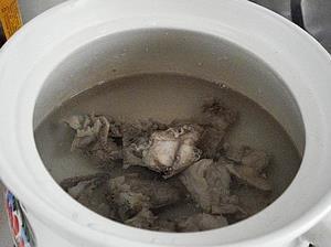 羊肉鱼汤怎么做，羊肉鱼汤怎么做好吃，羊肉鱼汤做法