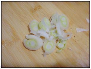 紫菜豆腐蛋花汤怎么做，紫菜豆腐蛋花汤怎么做好吃，紫菜豆腐蛋花汤做法