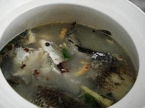 羊肉鱼汤怎么做，羊肉鱼汤怎么做好吃，羊肉鱼汤做法