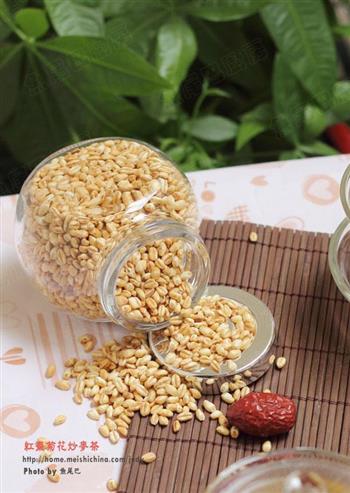 红枣菊花炒麦茶怎么做,红枣菊花炒麦茶怎么做好吃,红枣菊花炒麦茶做法 红枣菊花炒麦茶怎么做,红枣菊花炒麦茶怎么做好吃,红枣菊花炒麦茶做法