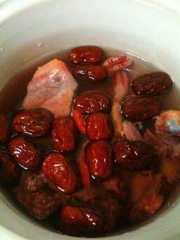 西洋参乳鸽汤怎么做，西洋参乳鸽汤怎么做好吃，西洋参乳鸽汤做法