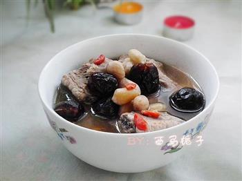 花生枸杞排骨煲怎么做，花生枸杞排骨煲怎么做好吃，花生枸杞排骨煲做法