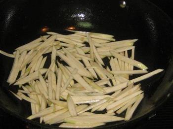 茭白蛋汤怎么做，茭白蛋汤怎么做好吃，茭白蛋汤做法
