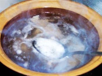 花生枸杞排骨煲怎么做，花生枸杞排骨煲怎么做好吃，花生枸杞排骨煲做法