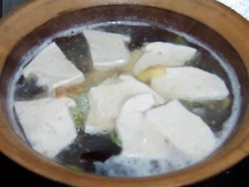 肉片豆腐酸辣汤怎么做，肉片豆腐酸辣汤怎么做好吃，肉片豆腐酸辣汤做法