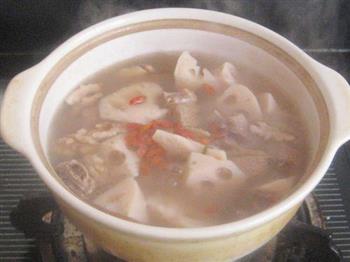 排骨核桃莲藕煲怎么做,排骨核桃莲藕煲怎么做好吃,排骨核桃莲藕煲做法 排骨核桃莲藕煲怎么做,排骨核桃莲藕煲怎么做好吃,排骨核桃莲藕煲做法