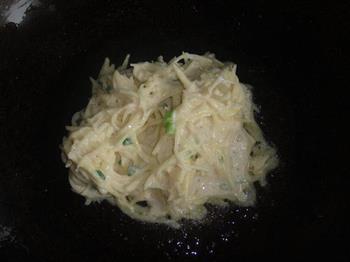 香滑土豆饼怎么做，香滑土豆饼怎么做好吃，香滑土豆饼做法