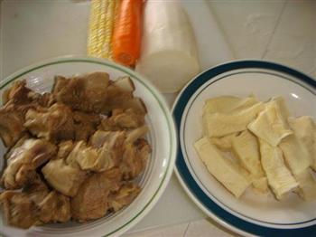 清鲜玉米羊肉汤怎么做，清鲜玉米羊肉汤怎么做好吃，清鲜玉米羊肉汤做法