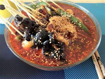 钵钵鸡怎么做，钵钵鸡怎么做好吃，钵钵鸡做法