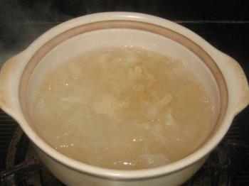 百合桂圆银耳汤怎么做,百合桂圆银耳汤怎么做好吃,百合桂圆银耳汤做法 百合桂圆银耳汤怎么做,百合桂圆银耳汤怎么做好吃,百合桂圆银耳汤做法