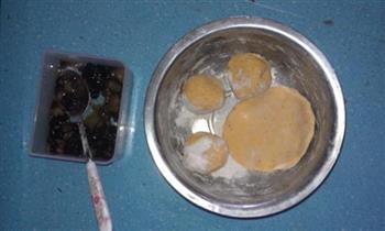 玫瑰蜜豆南瓜饼怎么做，玫瑰蜜豆南瓜饼怎么做好吃，玫瑰蜜豆南瓜饼做法