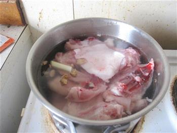 当归鸡汤怎么做，当归鸡汤怎么做好吃，当归鸡汤做法