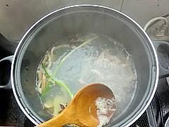 白胡椒猪肚汤怎么做，白胡椒猪肚汤怎么做好吃，白胡椒猪肚汤做法