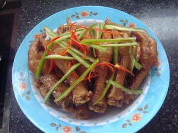 特制鸡脚怎么做，特制鸡脚怎么做好吃，特制鸡脚做法