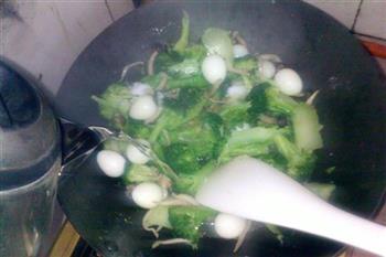 西兰花菇香鹌鹑蛋怎么做，西兰花菇香鹌鹑蛋怎么做好吃，西兰花菇香鹌鹑蛋做法