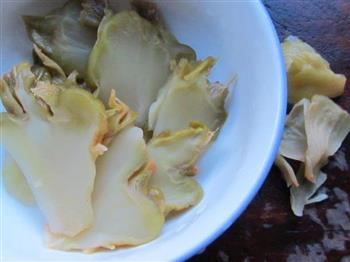 榨菜玉米鸭块汤怎么做，榨菜玉米鸭块汤怎么做好吃，榨菜玉米鸭块汤做法