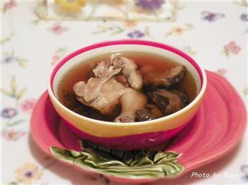 慢炖锅香菇鸡汤怎么做，慢炖锅香菇鸡汤怎么做好吃，慢炖锅香菇鸡汤做法