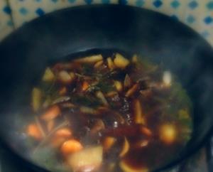 冬日牛肉暖汤怎么做，冬日牛肉暖汤怎么做好吃，冬日牛肉暖汤做法
