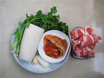 韩式肥牛萝卜锅怎么做，韩式肥牛萝卜锅怎么做好吃，韩式肥牛萝卜锅做法