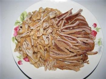 肠肚萝卜丝怎么做，肠肚萝卜丝怎么做好吃，肠肚萝卜丝做法