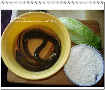 生菜疙瘩鳝鱼汤怎么做，生菜疙瘩鳝鱼汤怎么做好吃，生菜疙瘩鳝鱼汤做法