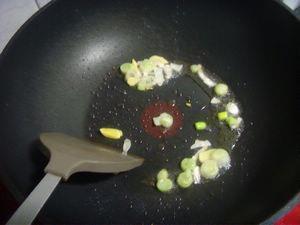 海带焖黄豆怎么做，海带焖黄豆怎么做好吃，海带焖黄豆做法