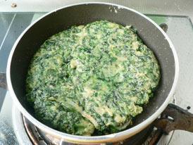 荠菜虾皮鸡蛋饼怎么做，荠菜虾皮鸡蛋饼怎么做好吃，荠菜虾皮鸡蛋饼做法